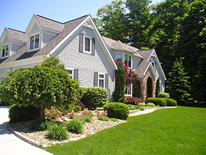 Landscapers and Lawncare Services in Fredericktown, OH